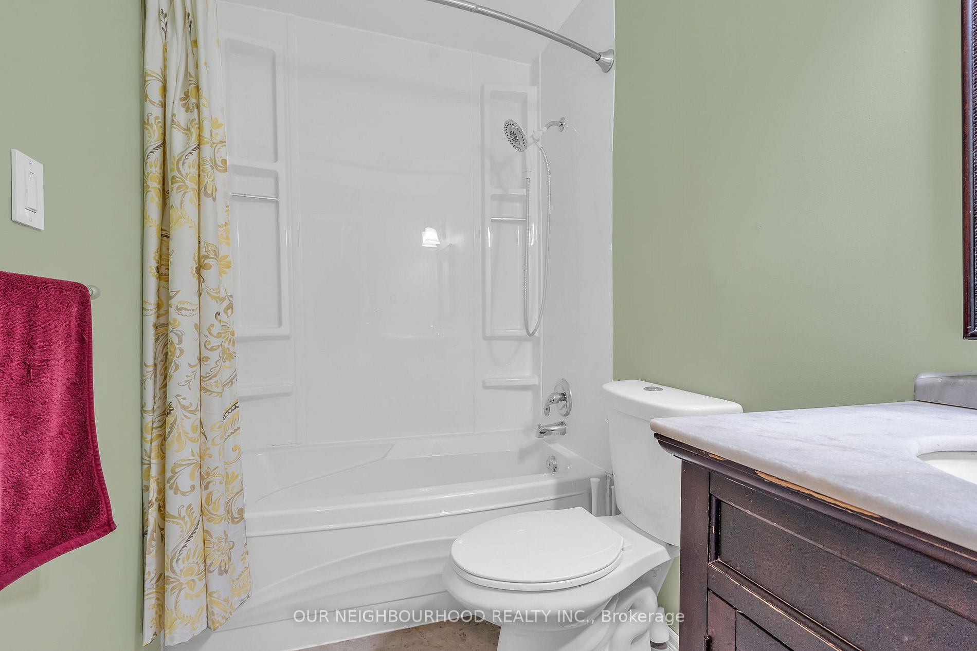 400 Westwood Drive, #A6