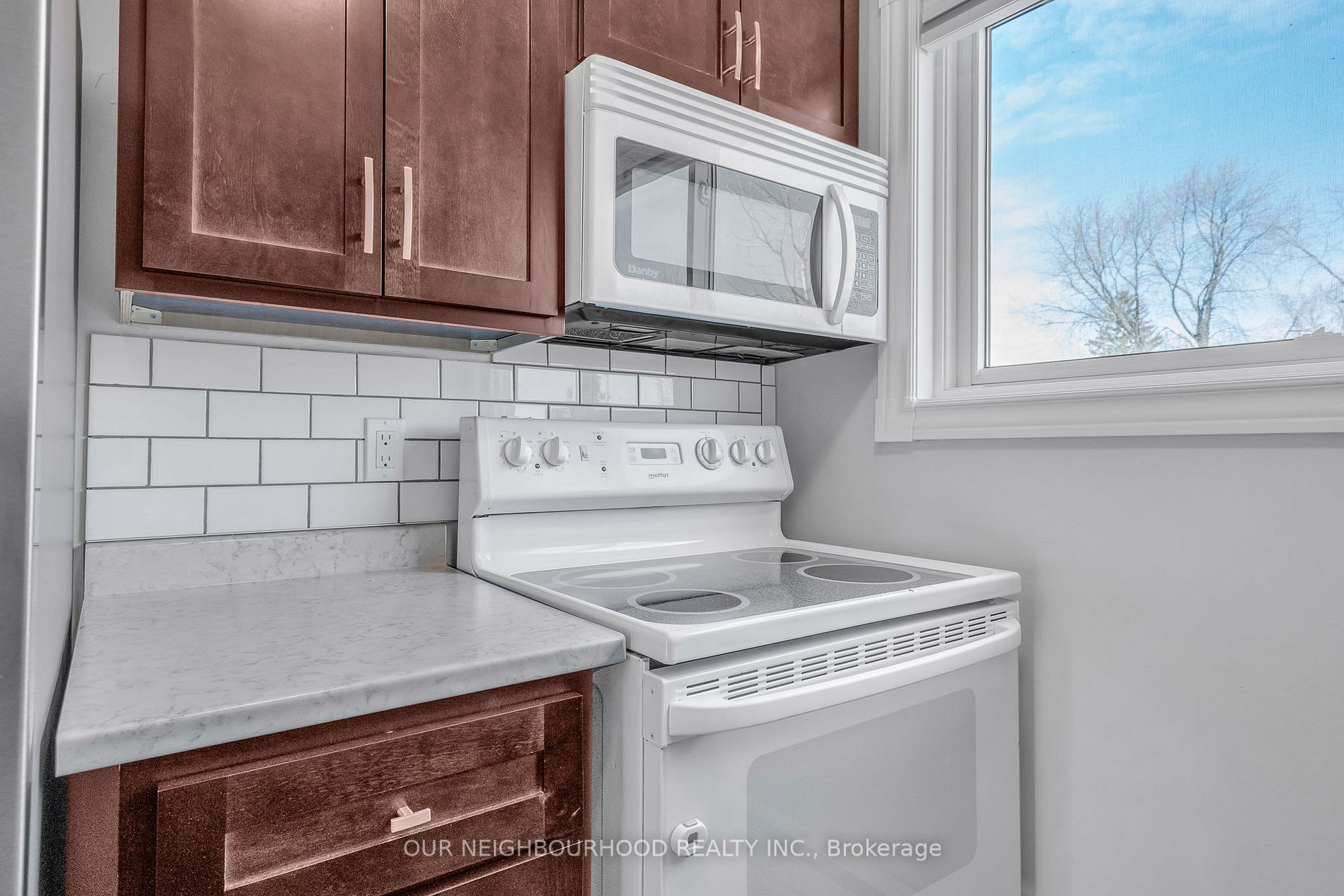 400 Westwood Drive, #A6