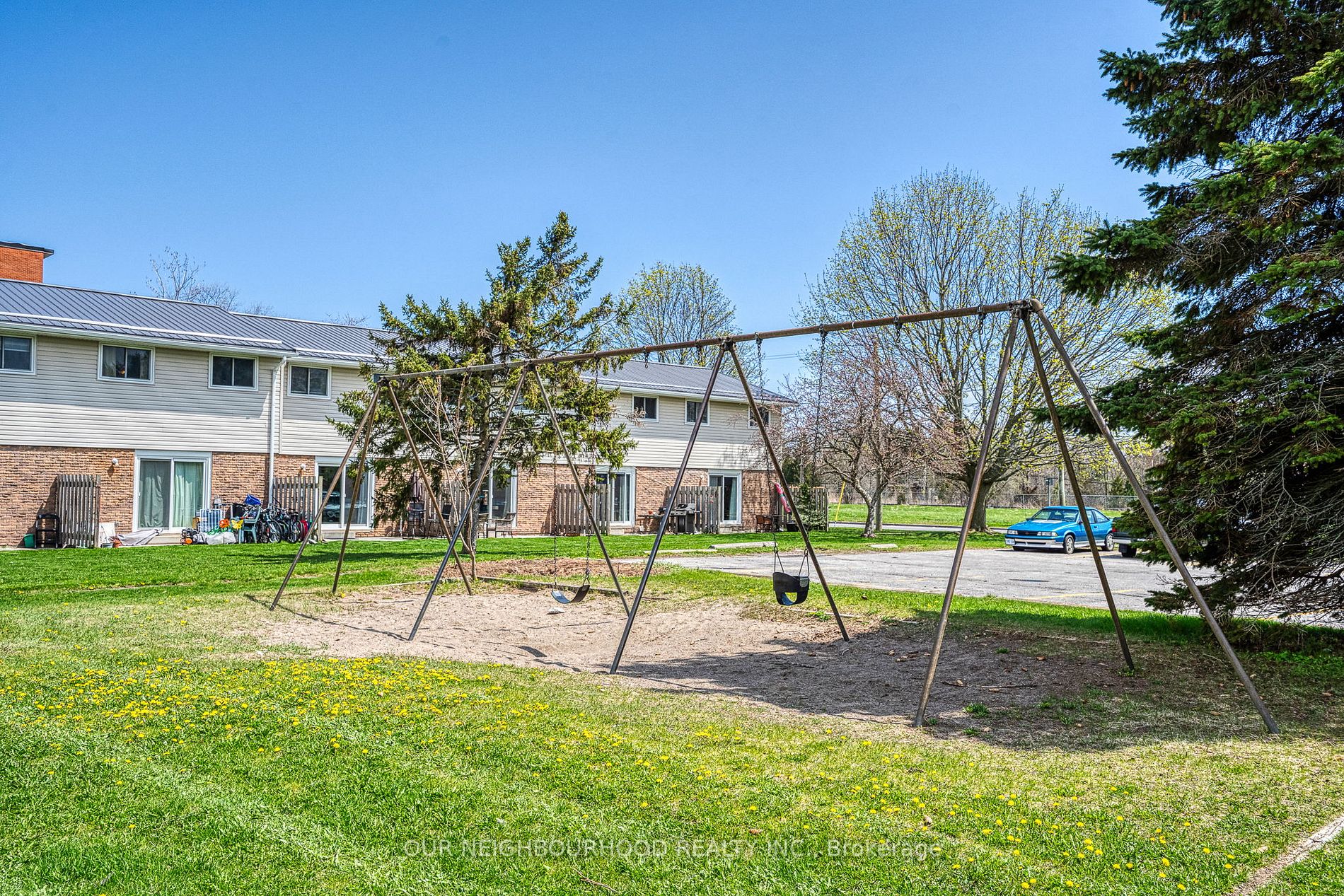 400 Westwood Drive, #A6