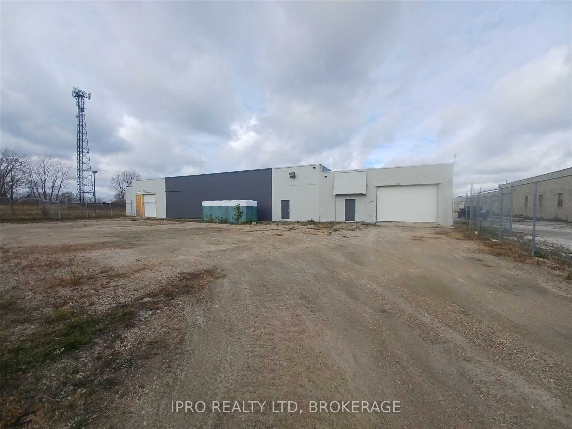 675 Tecumseh Rd W
