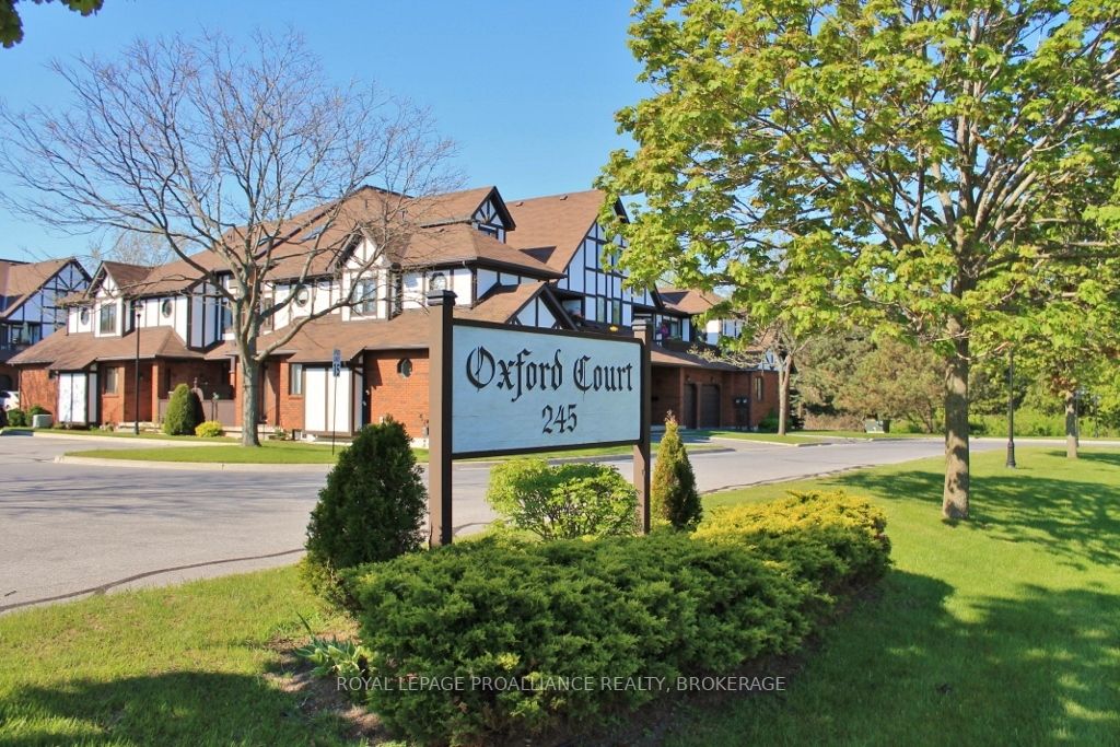 245 Elgin St W, #411