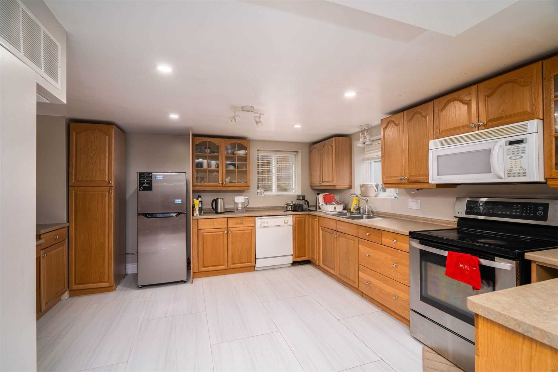 10 Douglas Pl