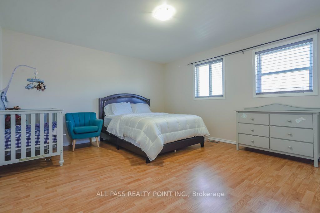 Listing X5933392 - Large Photo # 10