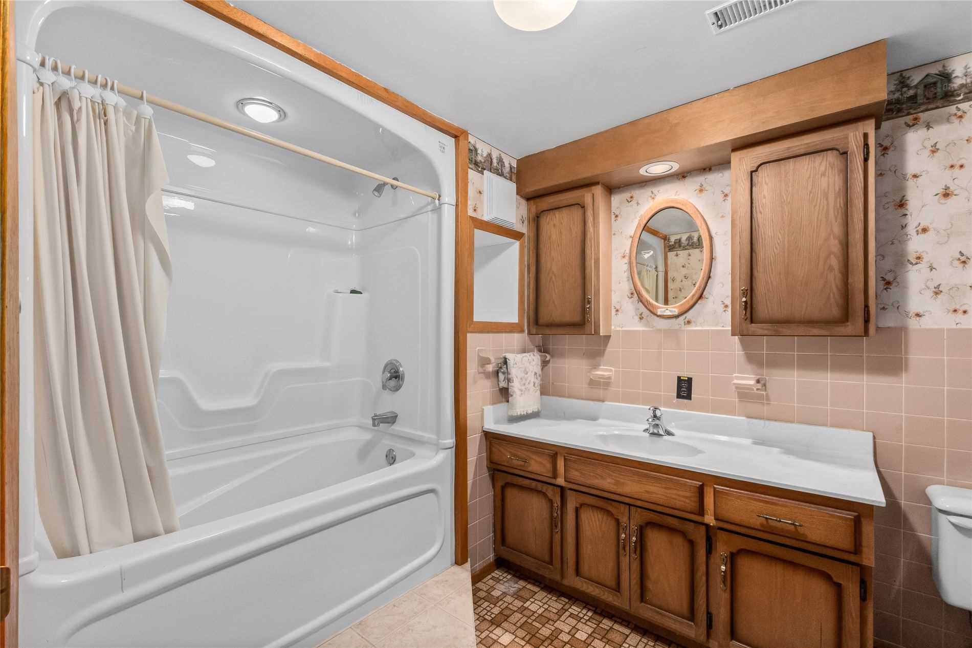 Listing X5934099 - Large Photo # 23