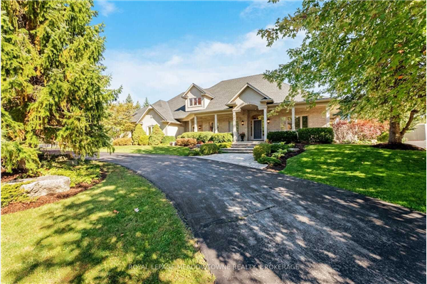 59 Palomino Dr, Hamilton