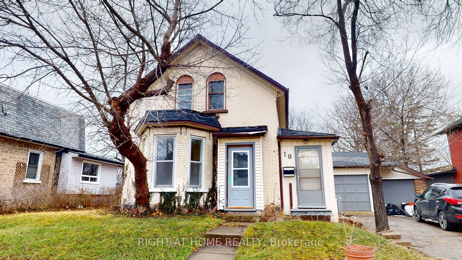 10 Kerr Street