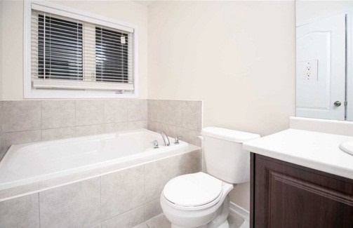 7766 Hackberry Tr
