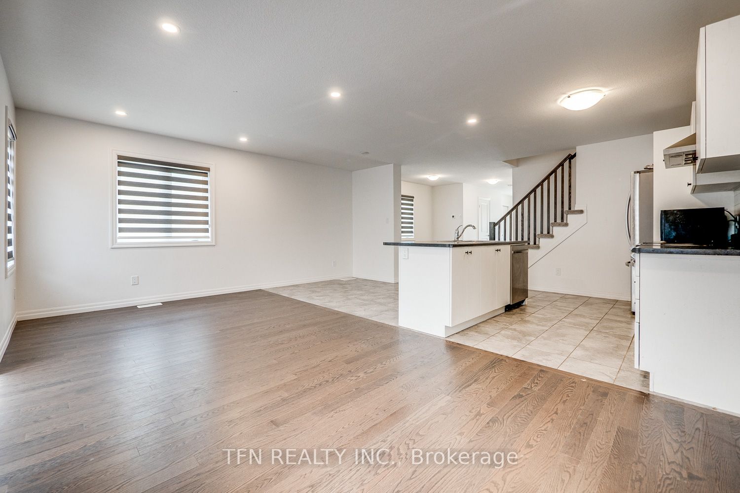 11 Shedrow Pl