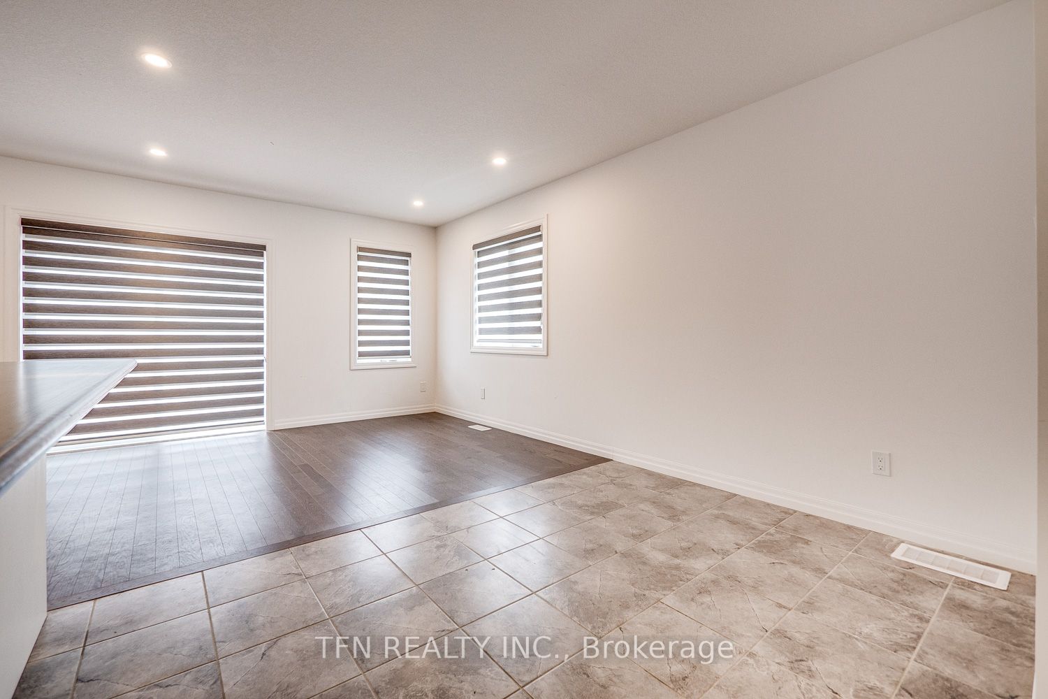 11 Shedrow Pl
