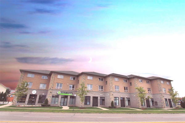 904 Paisley Rd, Guelph