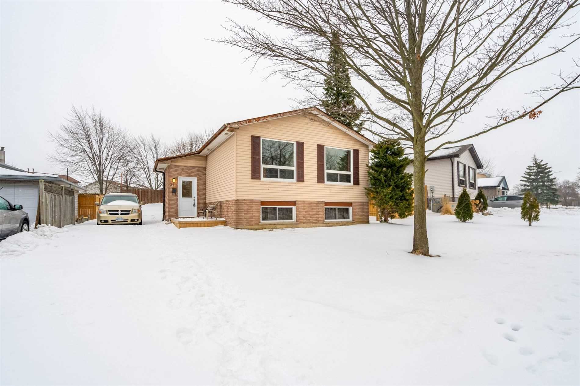 24 Chilton Dr