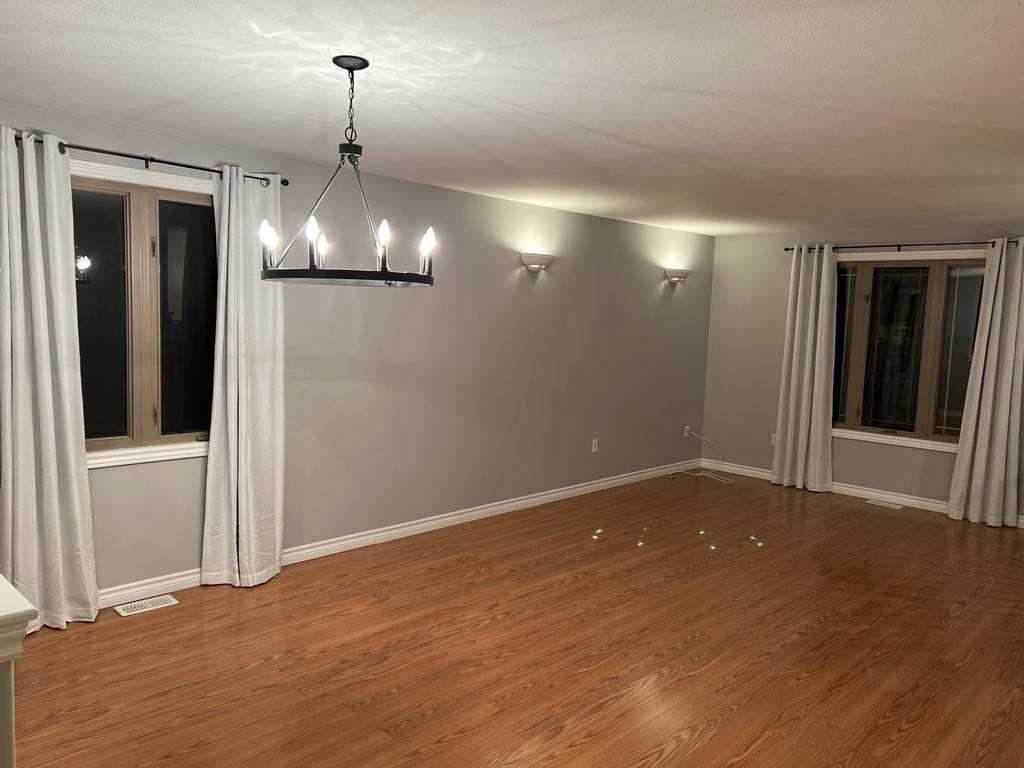 33 Osborn Ave