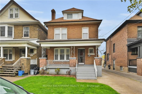 21 Rosslyn Ave N, Hamilton