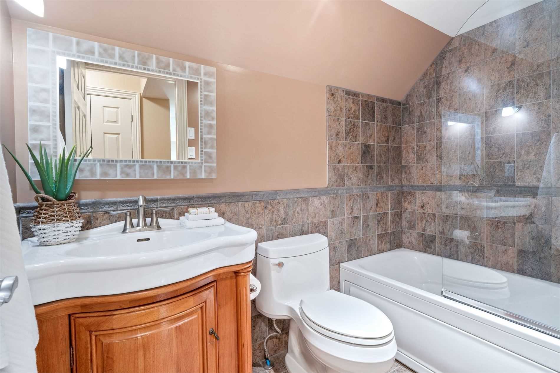 Listing X5939135 - Large Photo # 27