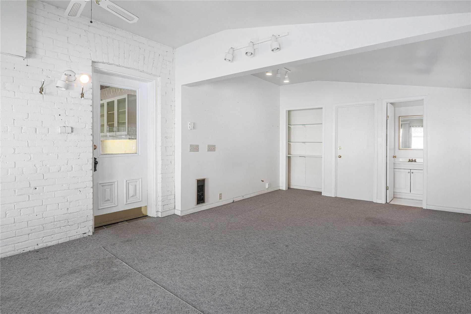 Listing X5939147 - Large Photo # 22