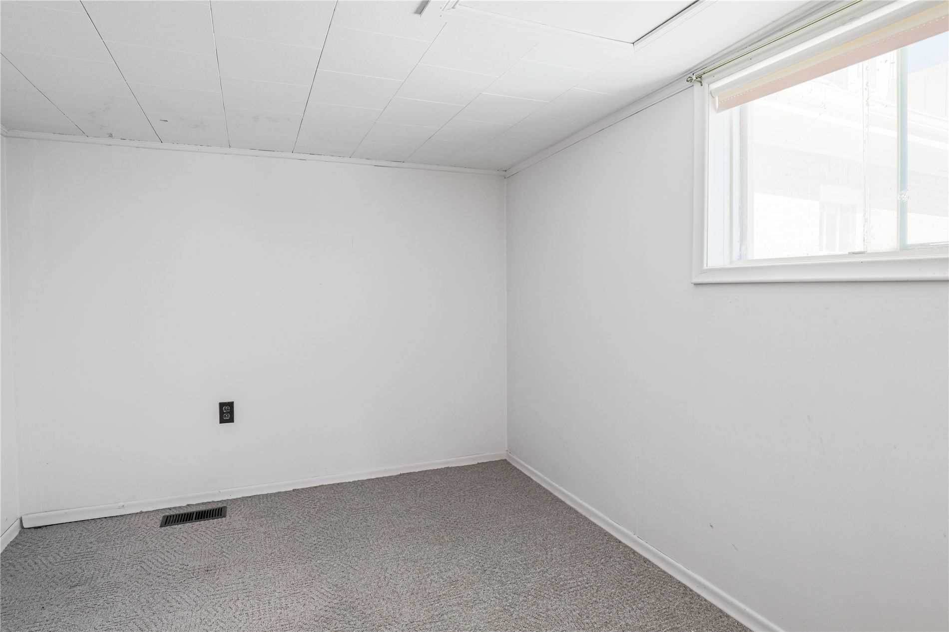 Listing X5939147 - Large Photo # 32
