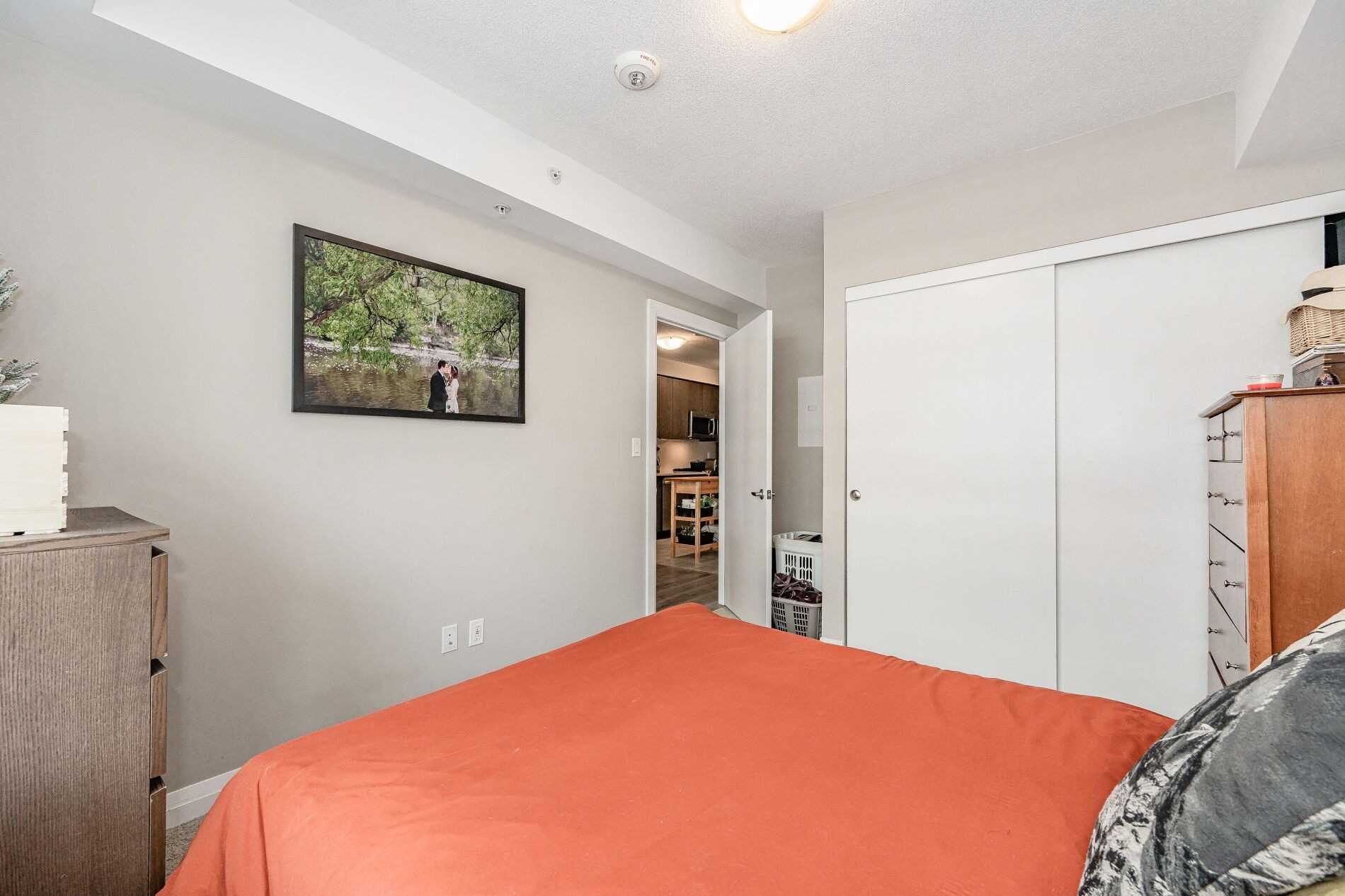 Listing X5939213 - Large Photo # 13