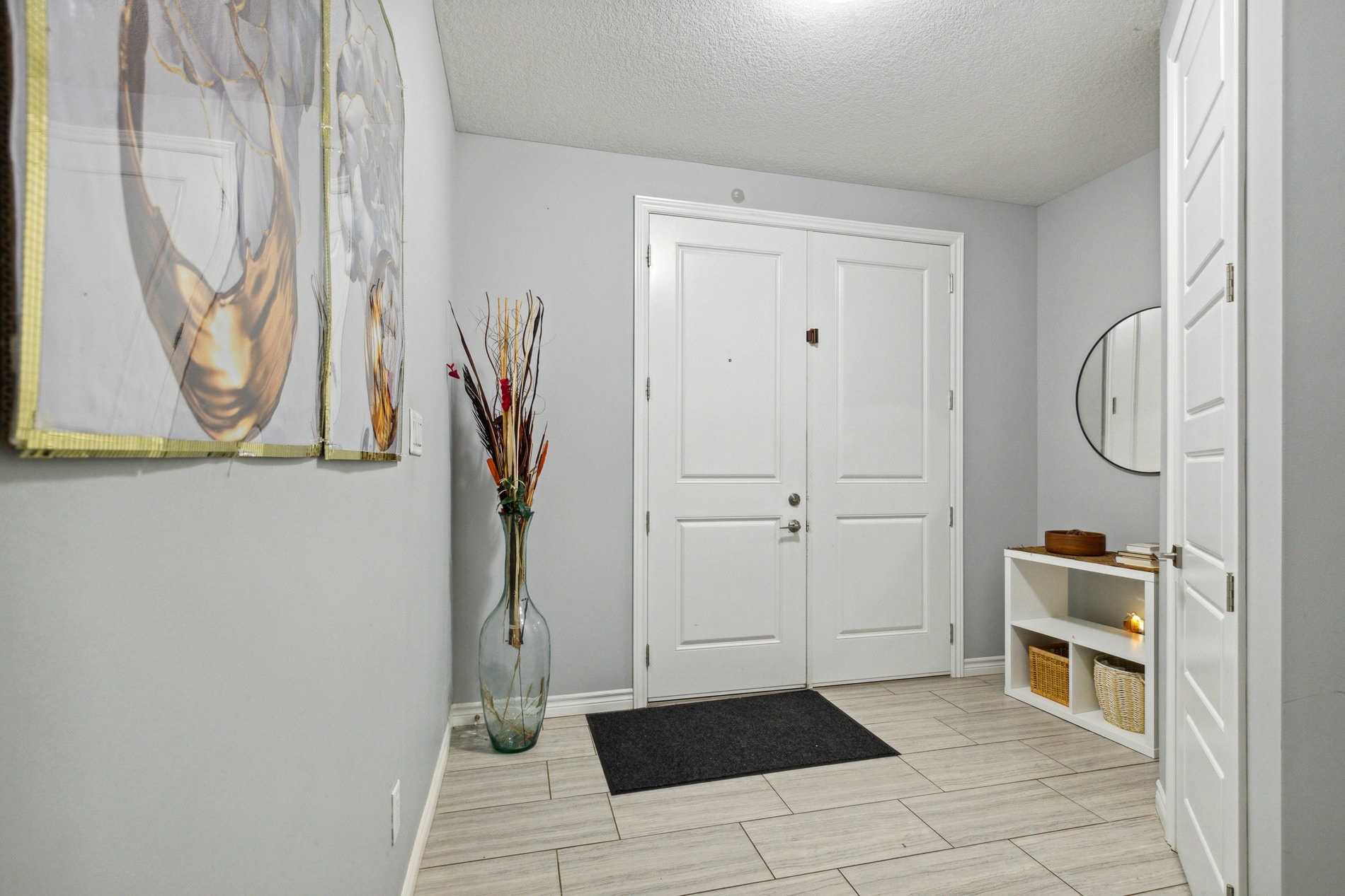 Listing X5942413 - Large Photo # 3
