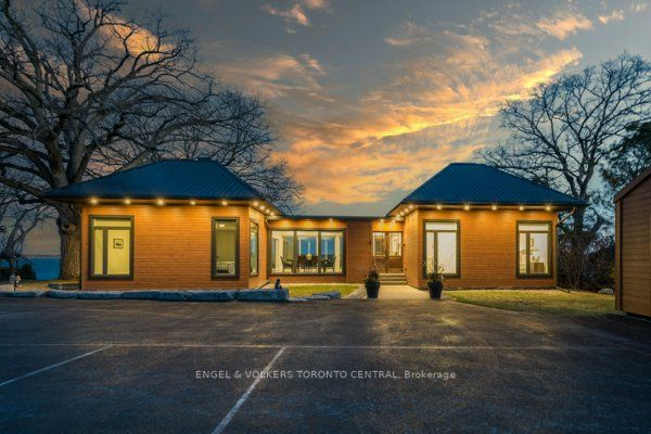 131 Peats Point Rd, Prince Edward County