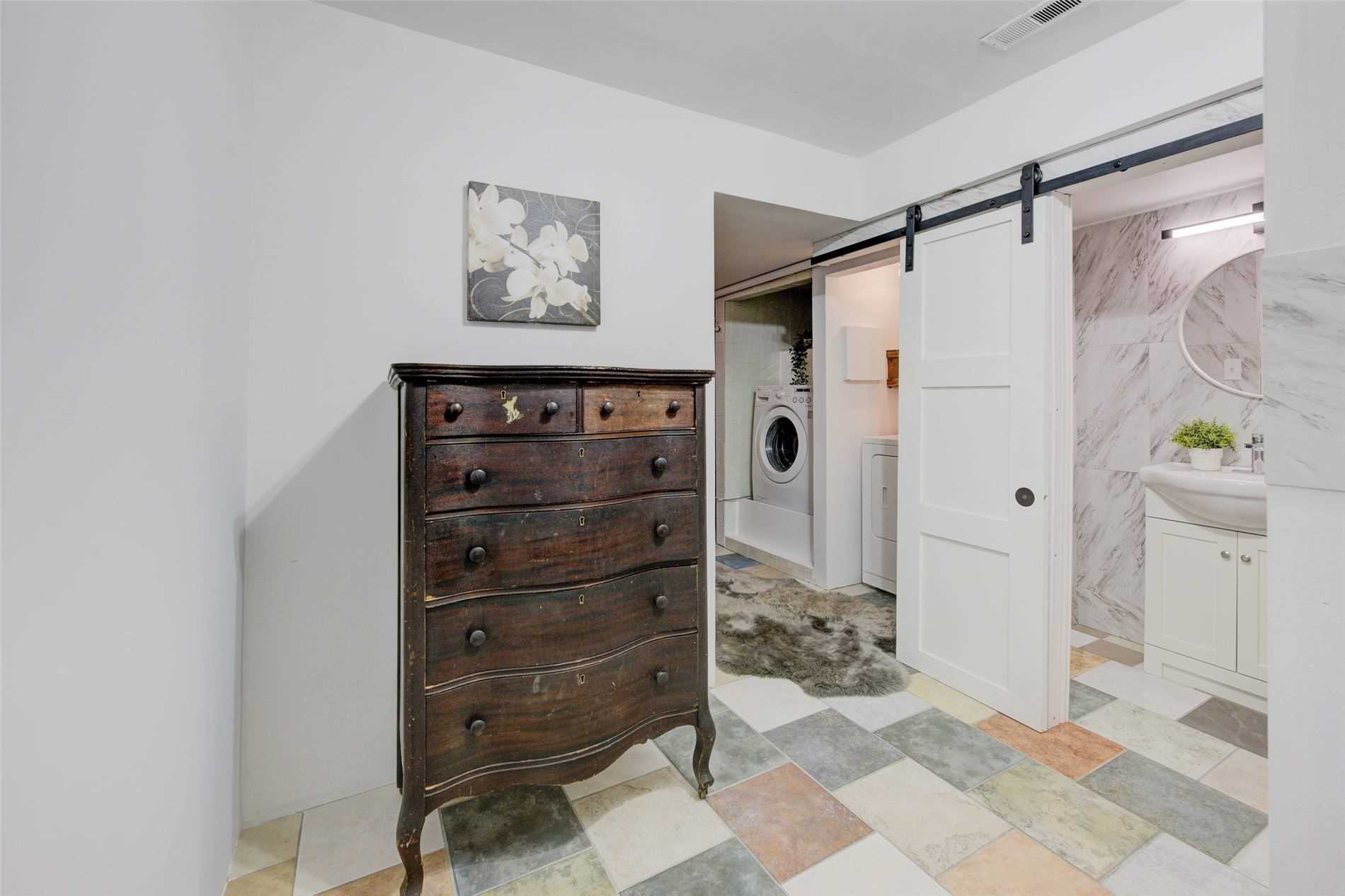 Listing X5943021 - Large Photo # 18
