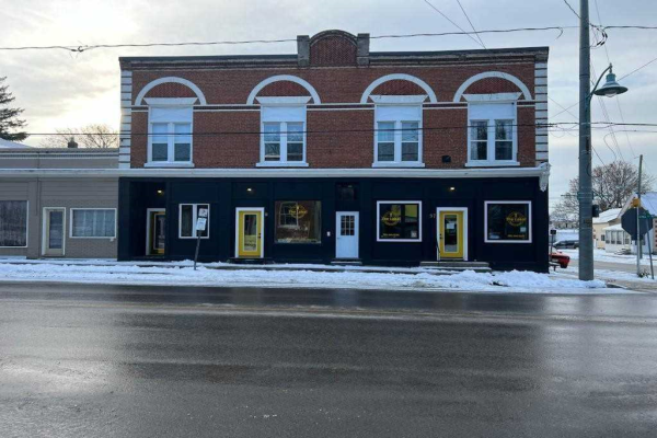 97 King St, Kawartha Lakes