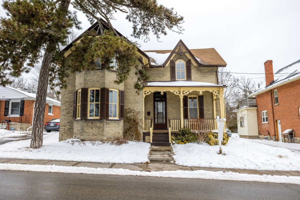 18 Fair Ave, Kawartha Lakes