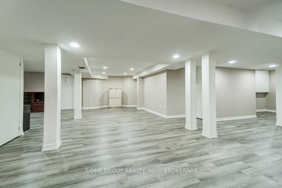 411 Kerman Ave
