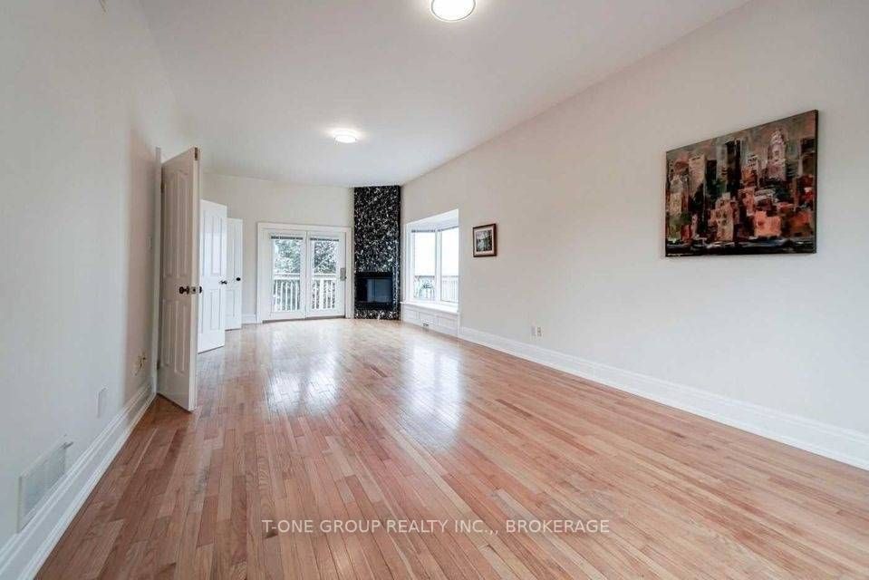 411 Kerman Ave