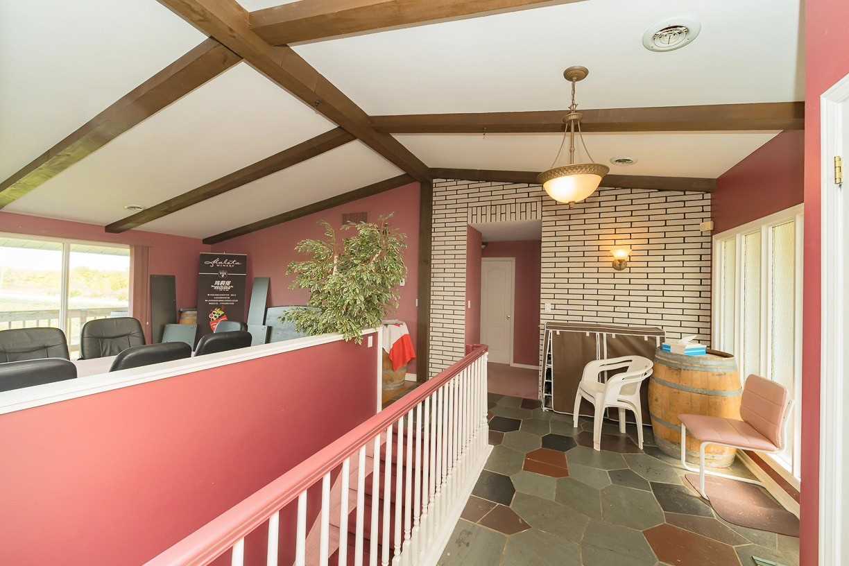 450 Queenston Rd