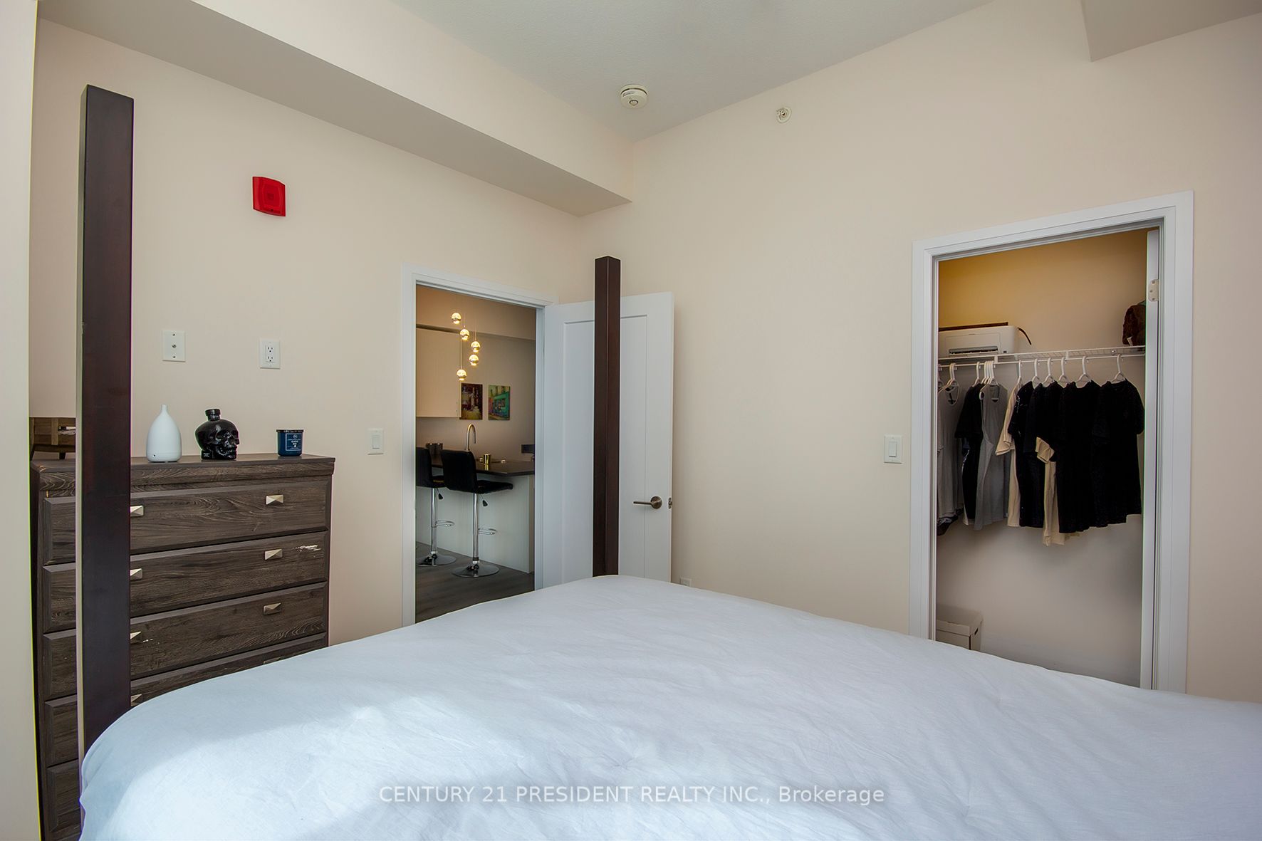 10 Concord Pl, #516
