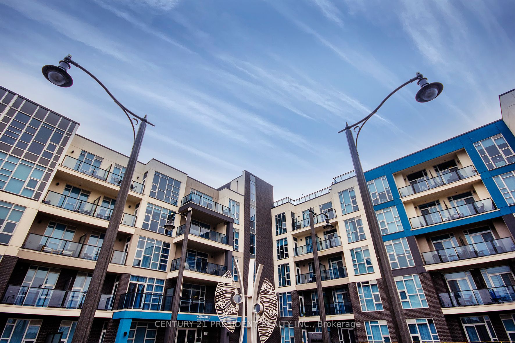 10 Concord Pl, #516