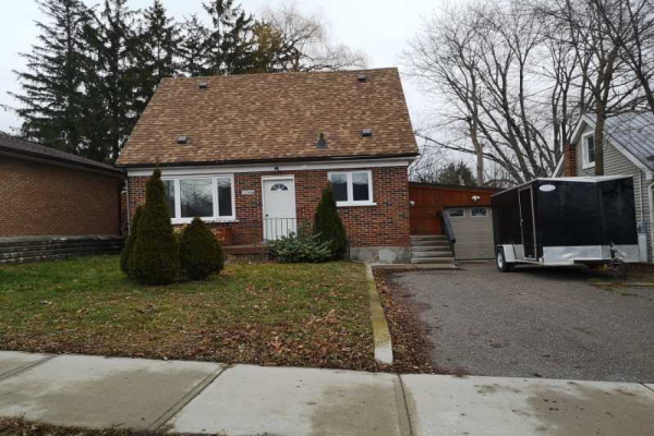 1046 Western Ave, Peterborough