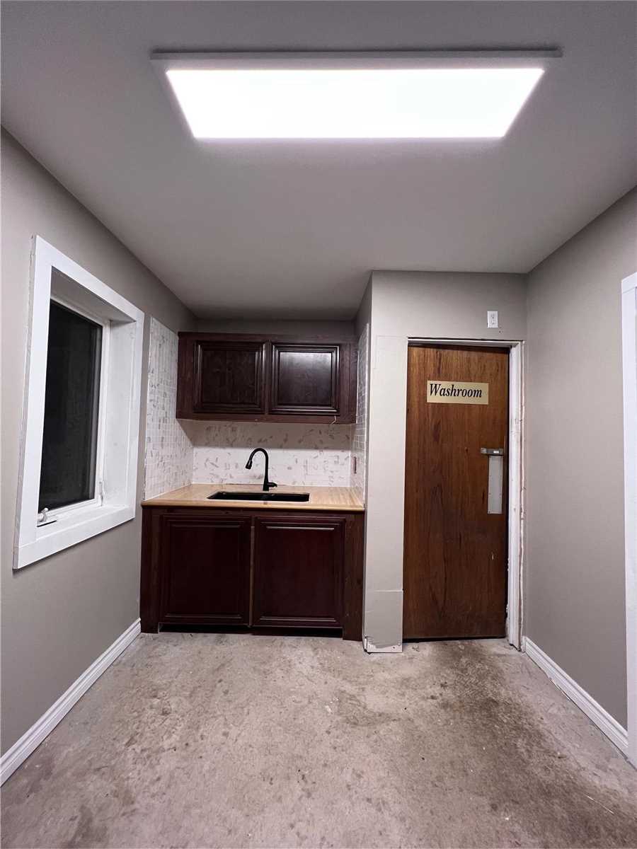 Listing X5945659 - Large Photo # 35