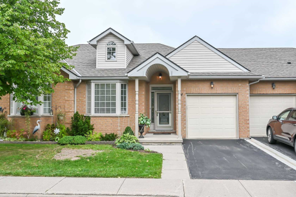 44 Cathy Dr, Hamilton