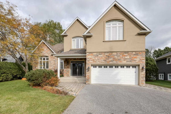 153 Grand Cypress Lane, Blue Mountains