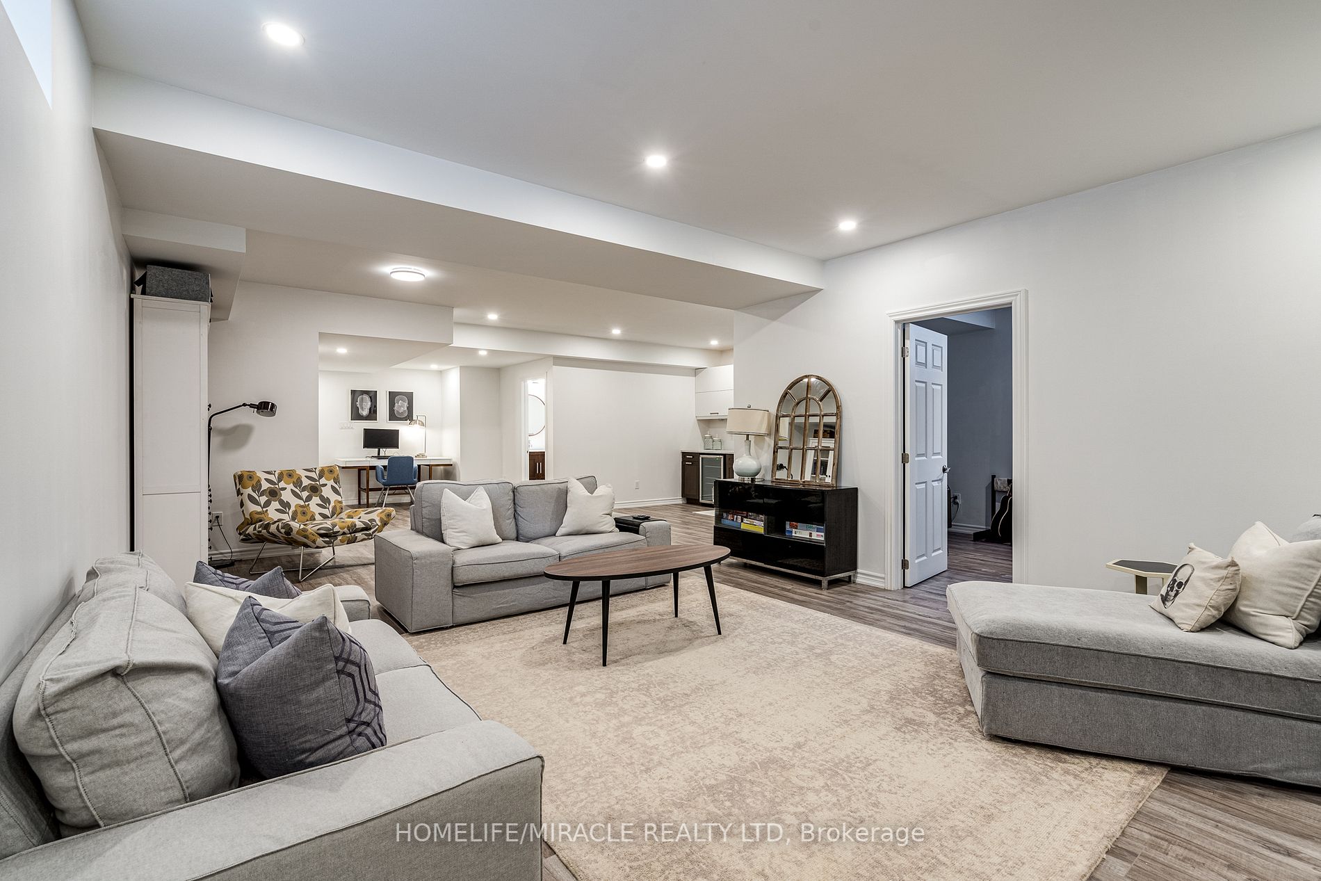 282 Lewis Rd