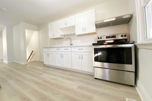 46 Locke St S, Hamilton