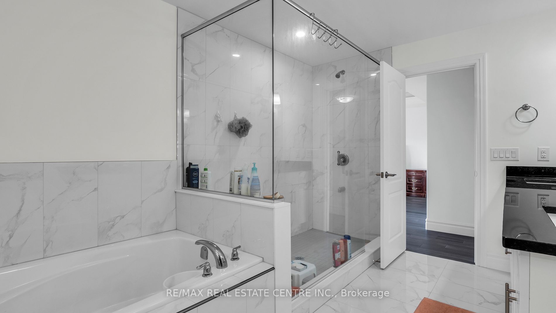 Listing X5950188 - Large Photo # 23