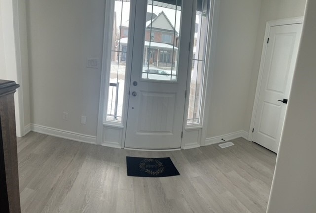 Listing X5950401 - Large Photo # 2