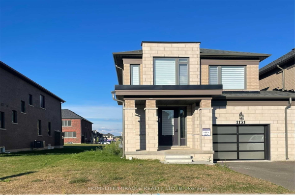 1131 Edinburgh Dr W, Woodstock