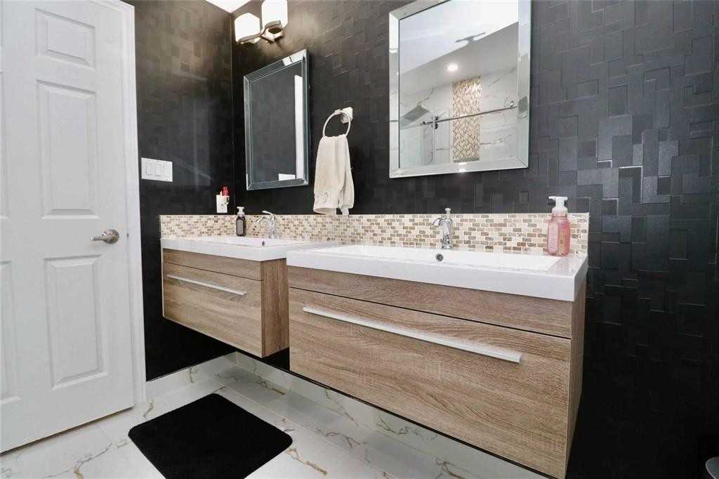 Listing X5951087 - Large Photo # 22