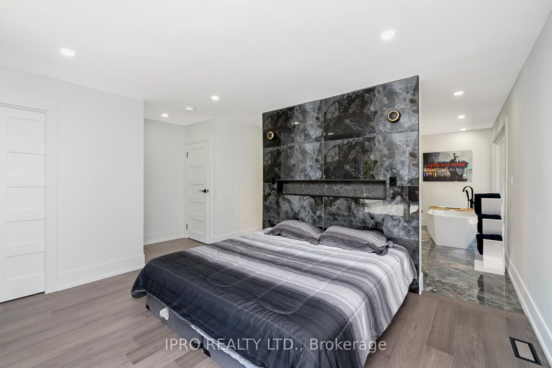 Listing X5951096 - Large Photo # 17