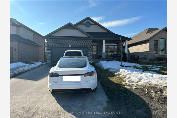 17 Stonecrest Blvd, Quinte West