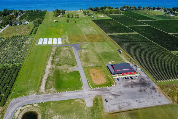 4581 North Service Rd, Lincoln