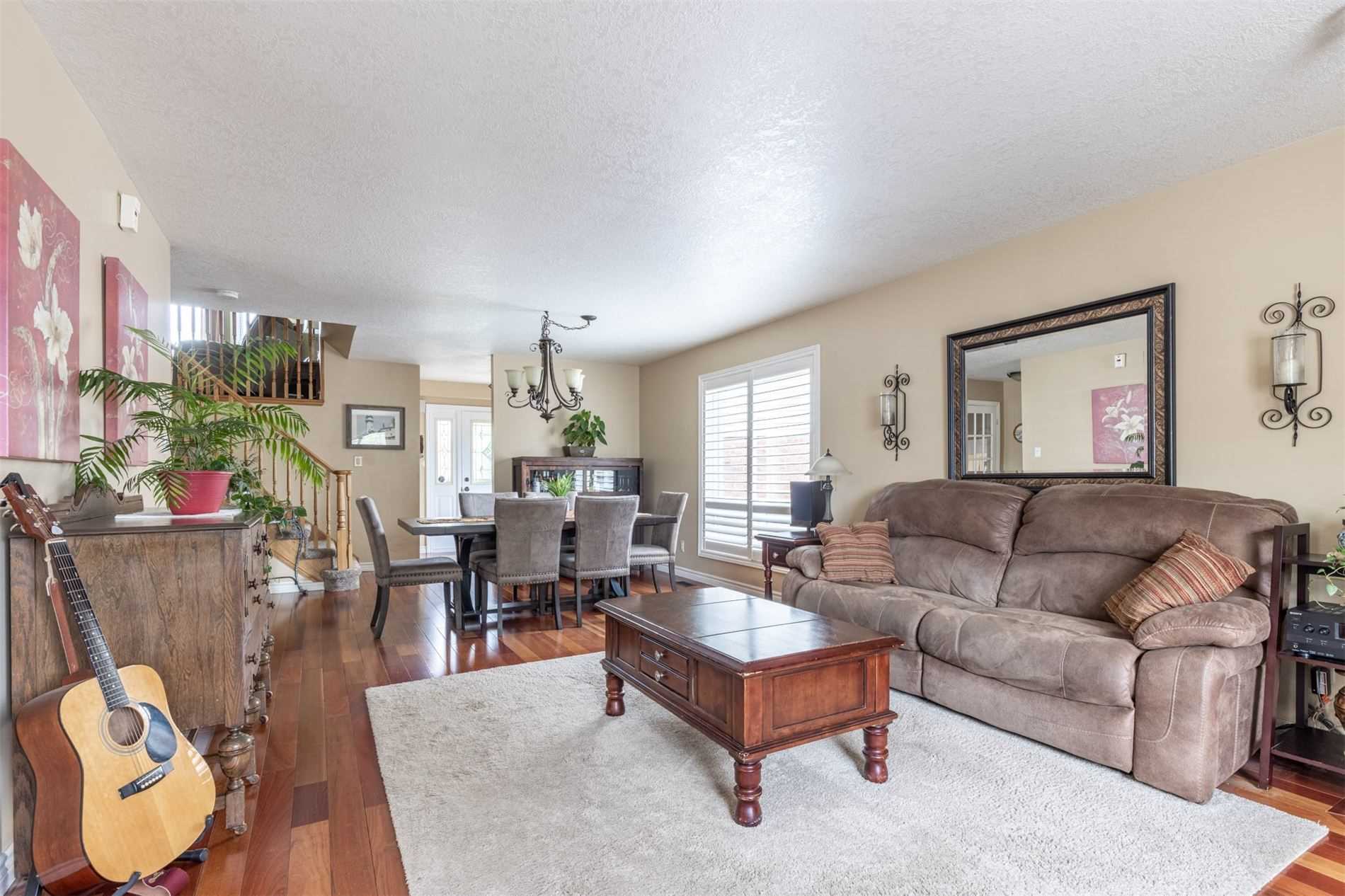6 Valridge Crt