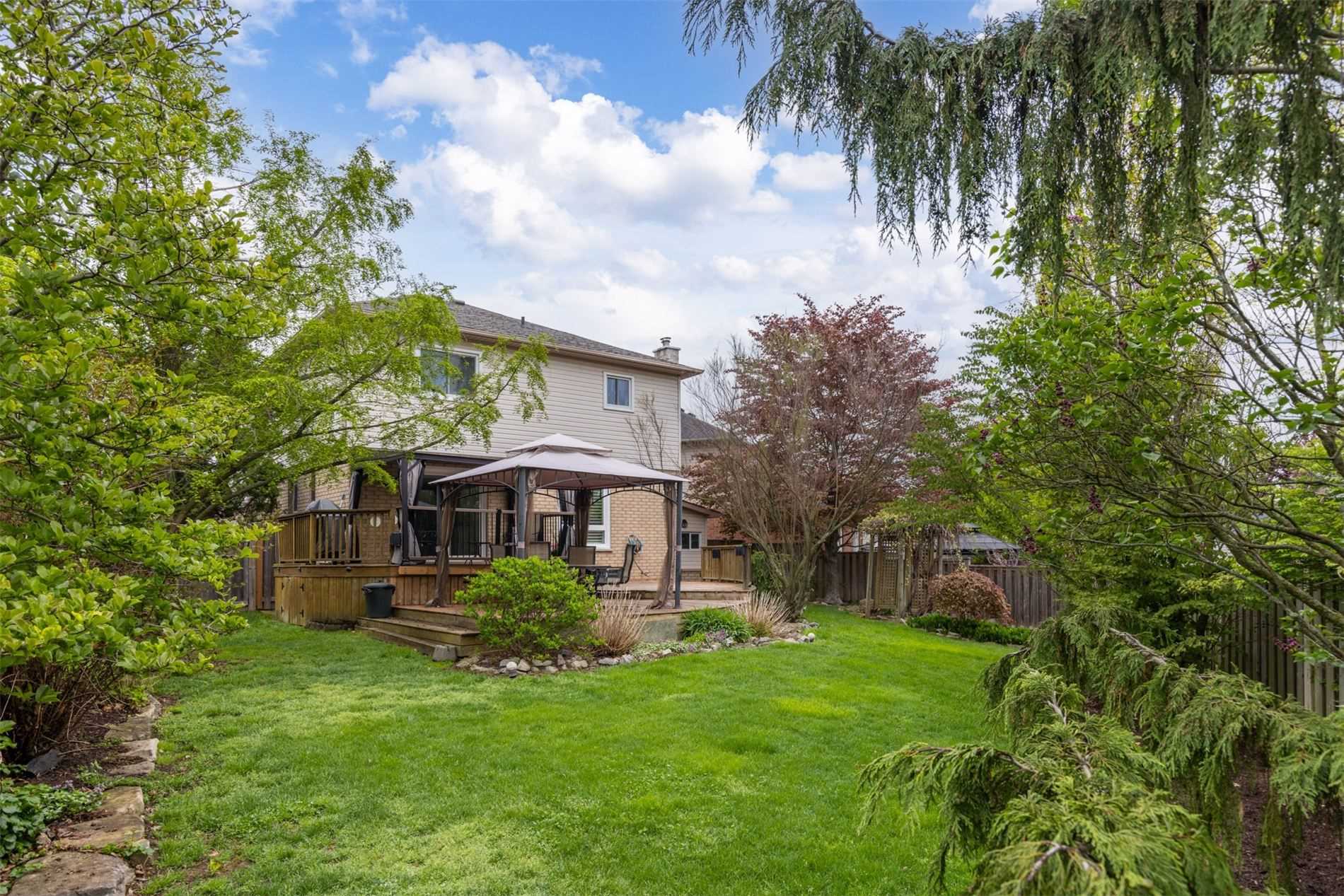 6 Valridge Crt