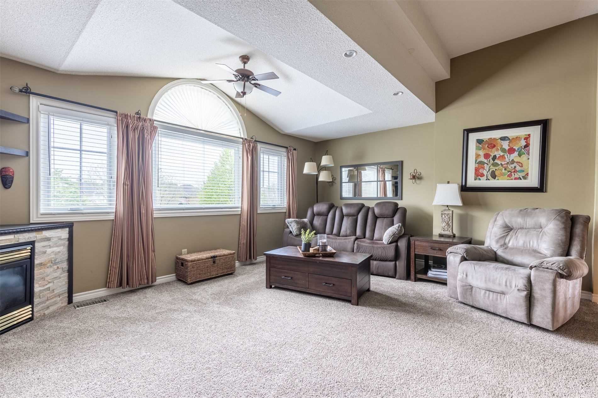 6 Valridge Crt
