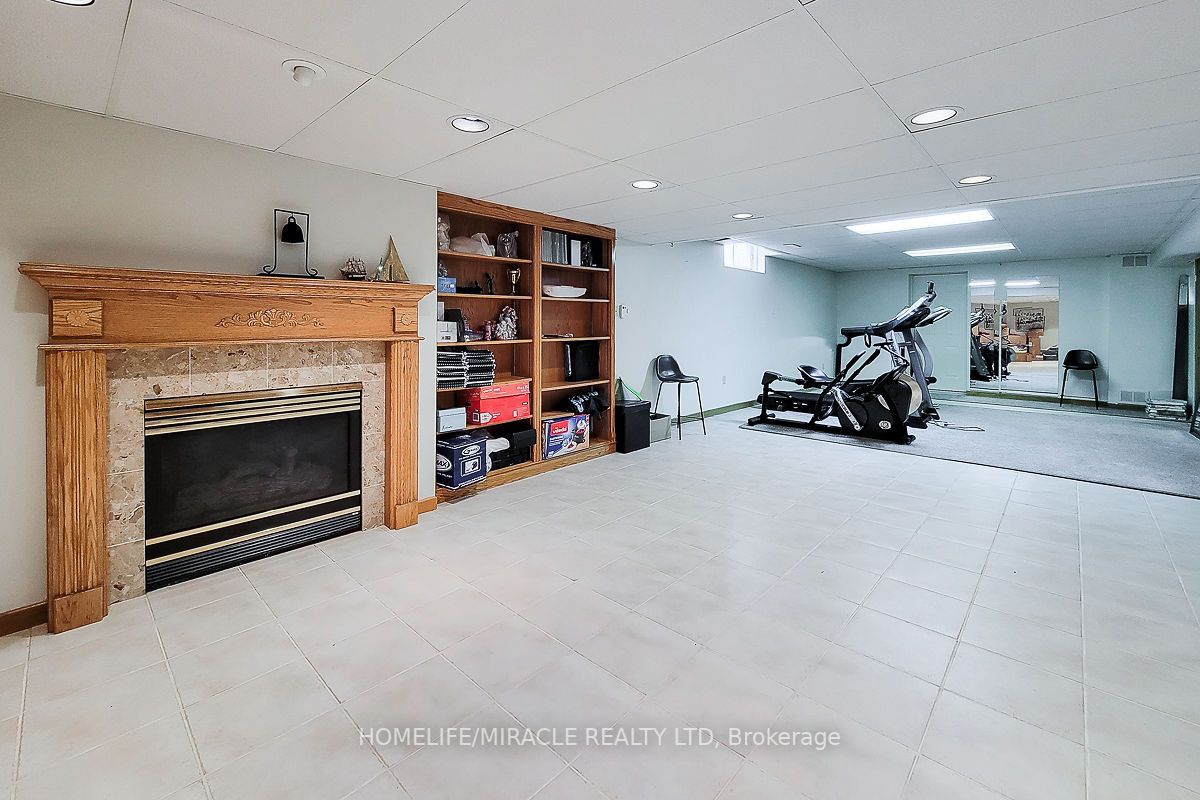 71 Richmond Cres