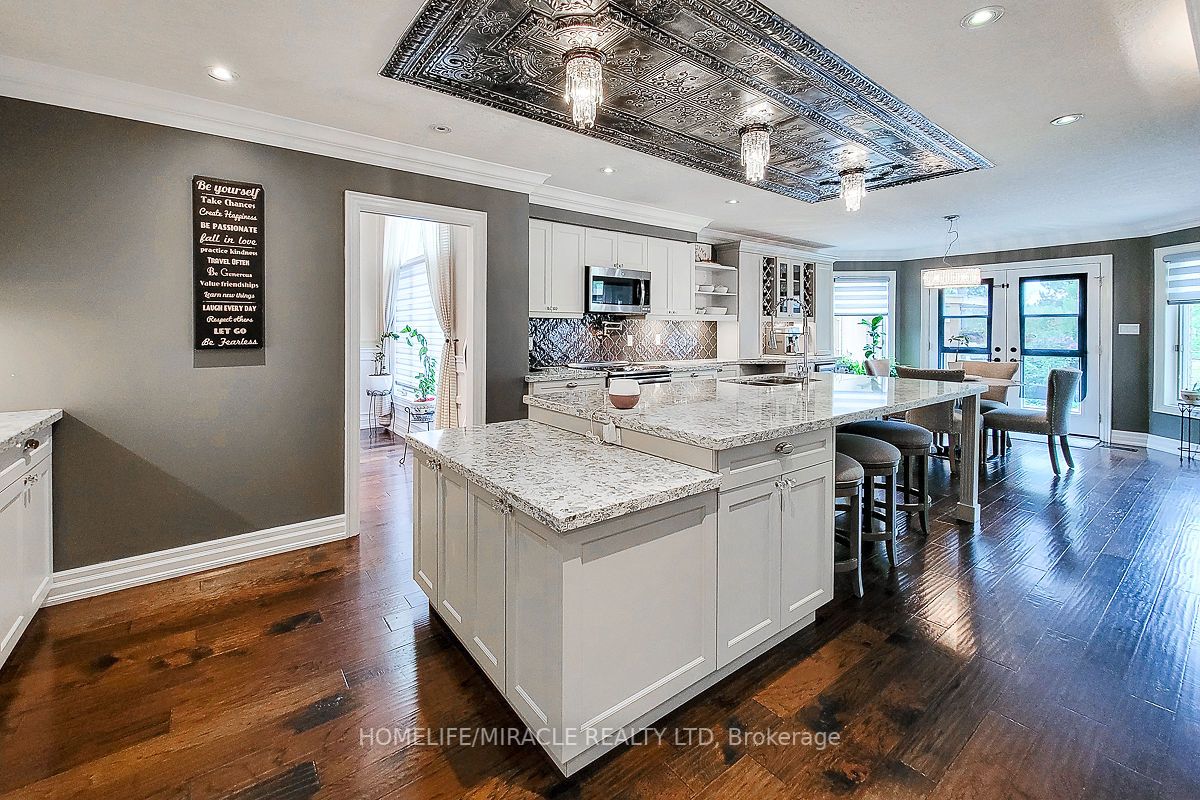 71 Richmond Cres