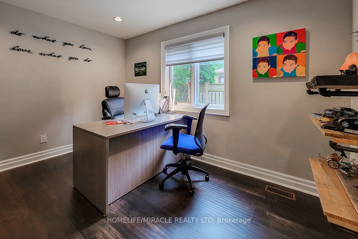 71 Richmond Cres